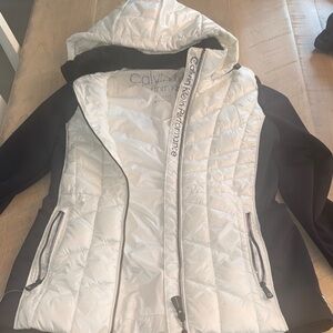 Calvin Klein Performance Women's Black and White Ski Jacket